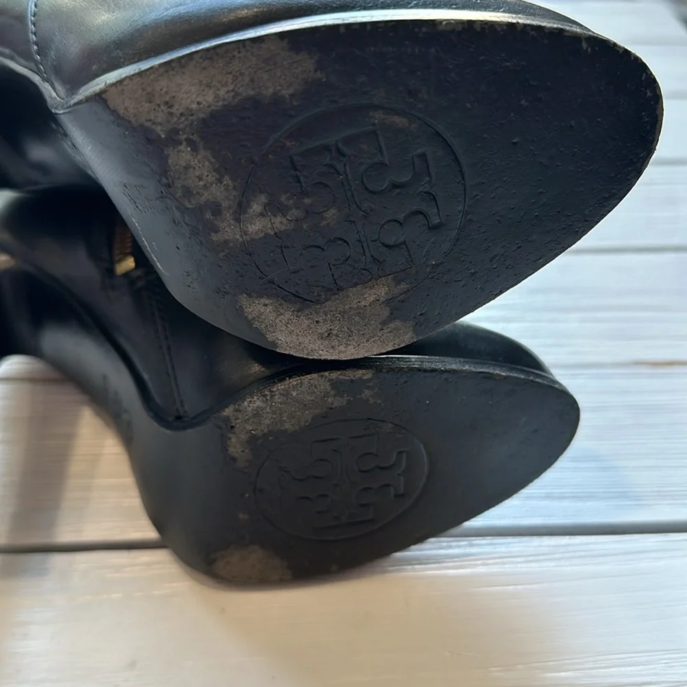 Tory Burch Black Tall Kasey Heeled Smooth Leather Boots Logo size 5.5